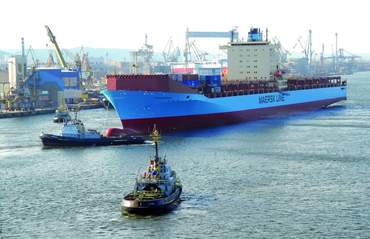„Maersk Brooklyn” to największy kontenerowiec, jaki zawinął do polskich portów.