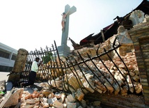 Ruiny kościoła pw. Najświętszego Serca Pana Jezusa w Port-au-Prince.