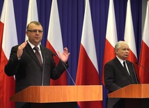 PiS: Krzyż i zmiany w regulaminie Sejmu 