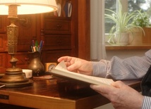 Trwanie poza poezją