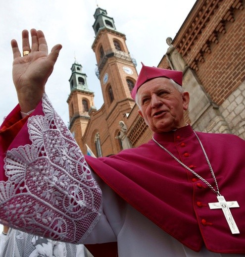 Papież dziękuje abpowi Zimoniowi