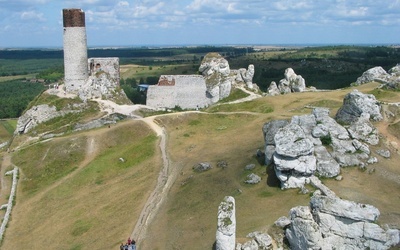 Jura Krakowsko-Częstochowska. Zamek Olsztyn