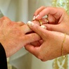 Małżeństwo ma być we czci