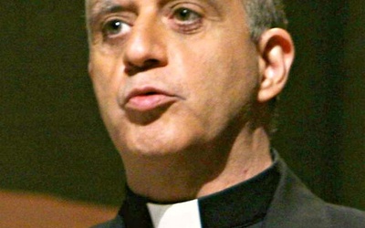 Arcybiskup Rino Fisichella