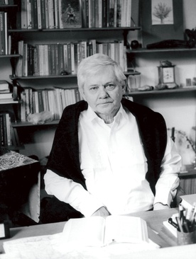 Wiele utworów napisanych przez Zbigniewa Herberta  nie weszło  do tomów  jego wierszy.