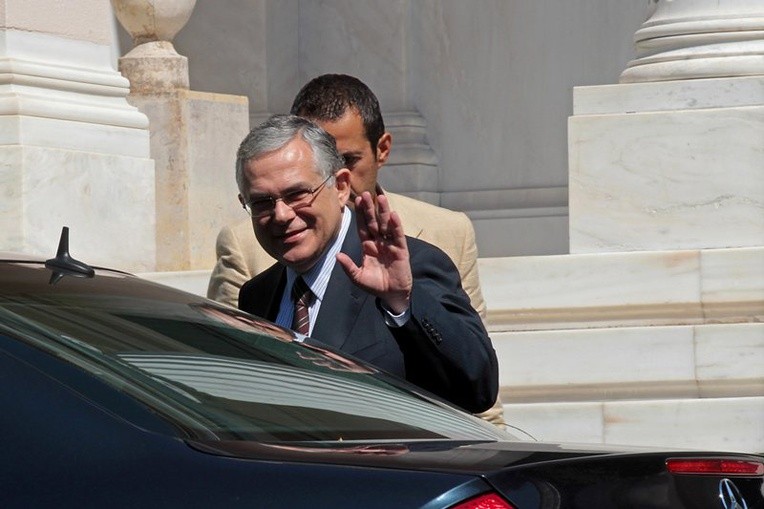 Grecja: Papademos nowym premierem