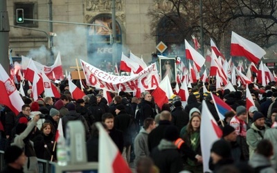 "Marsz Niepodległości" jednak legalny 