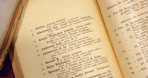 Dziwne losy lektur szkolnych