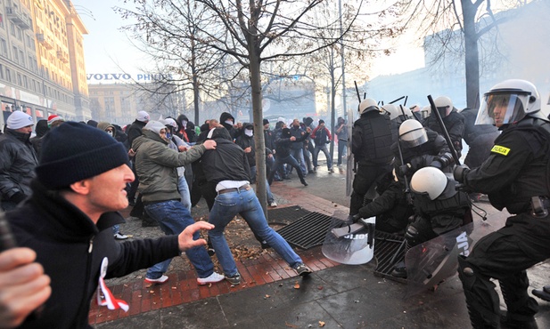 Faszyzm nie jest ideologią prawicy
