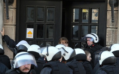 Protest pod siedzibą "Krytyki Politycznej"