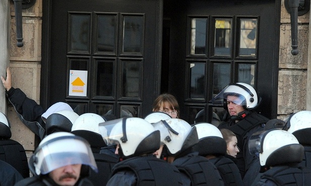 Protest pod siedzibą "Krytyki Politycznej"