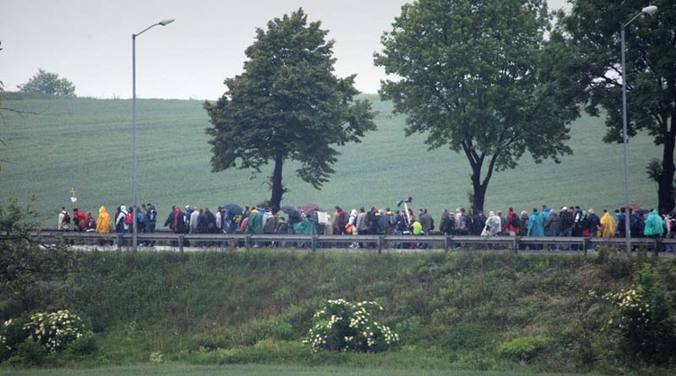 Pielgrzymka mężczyzn do Piekar Śląskich 2011