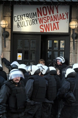 Nowy Wspaniały Świat za cudze pieniądze