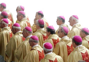Jak wybierają biskupi?