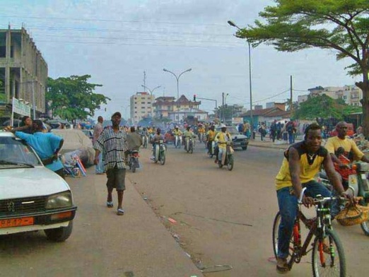 Benin: Miasto posprzątane. "Cuda się zdarzają"