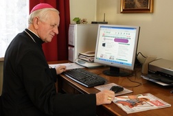 Abp Damian Zimoń o Biblii