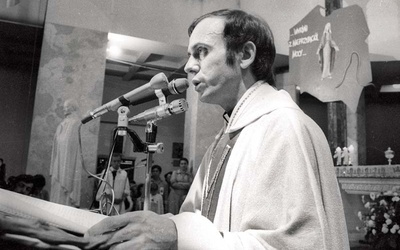 Osaczyć księdza