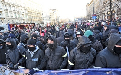 Weterani nie chcą blokad Marszu Niepodległości 