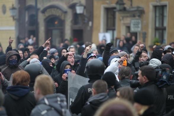 Będą kary za ukrywanie twarzy?