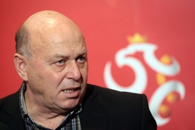 Grzegorz Lato bije się mocno w pierś 