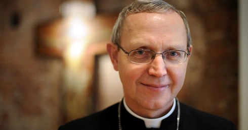 Bp Piotr Libera