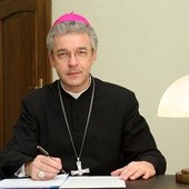 Bp Wiesław Lechowicz