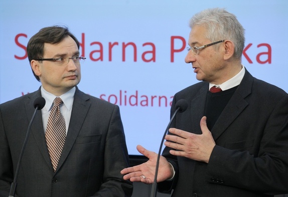 SP poprze wniosek PiS o odwołanie Sikorskiego