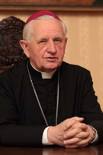 Abp Damian Zimoń