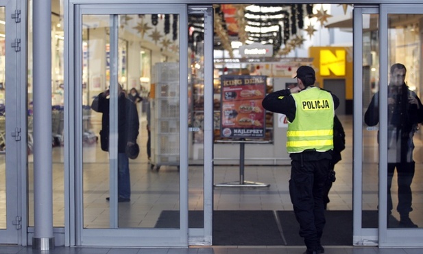 Katowice: Strzelał ostrą amunicją