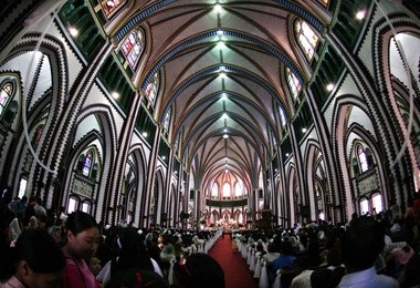 Katedra Matki Bożej ma 100 lat