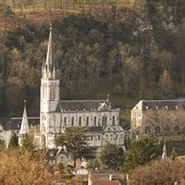 Dwa uzdrowienia w Lourdes
