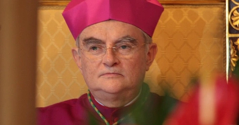 Abp Hoser: Nadzieją w depresję