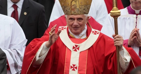 Benedykt XVI odwiedził rzymską parafię