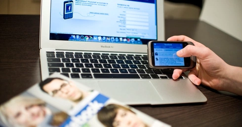 Irlandia: Bezpieczniejszy Facebook 