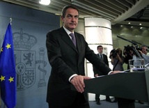 Premier Zapatero odpowiada na pytania dziennikarzy dotyczące prezydencji Hiszpanii w UE