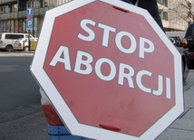 Szokujące dane nt. aborcji wśród nastolatek