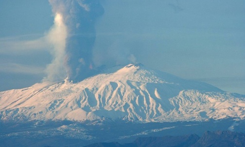 Obudziła się Etna