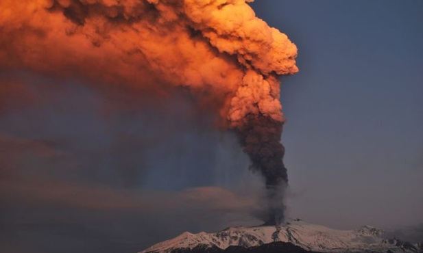 Obudziła się Etna