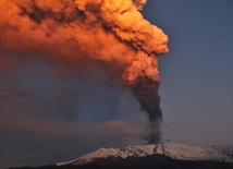 Obudziła się Etna