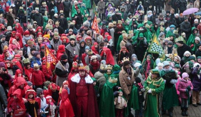 Ponad 100 tys. uczestników Orszaków