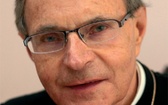 Bp Antoni Długosz, najlepszy biskup wśród aktorów i najlepszy aktor wśród dzieci. 