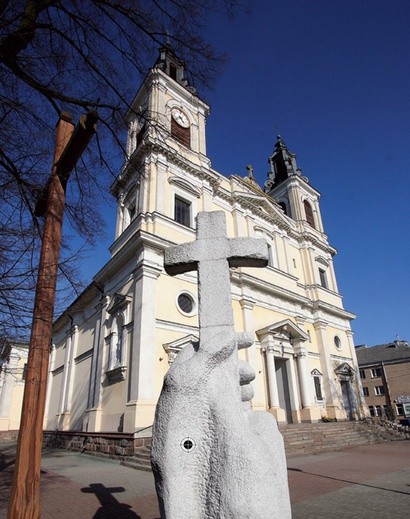 25-lecie obrony krzyży w szkole w Miętnem