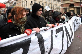 Antifa szczuje na "faszystów"