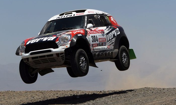 Rajd Dakar: pech Hołowczyca