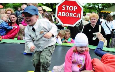 Młodzi przeciw aborcji