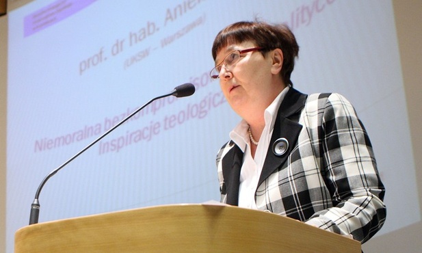 Prof. Aniela Dylus