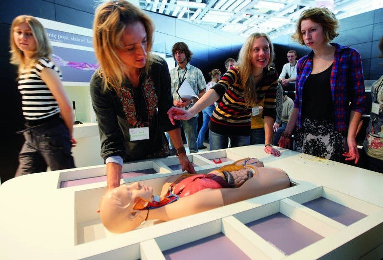 Dotknij, powąchaj, spróbuj