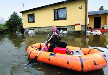 Powodziowy poślizg – Unia skarży Polskę