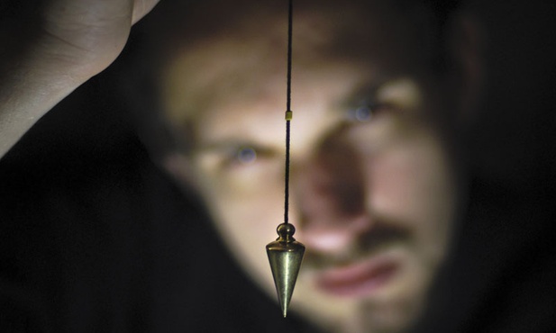 Bioenergoterapeuci w łódzkiej katedrze