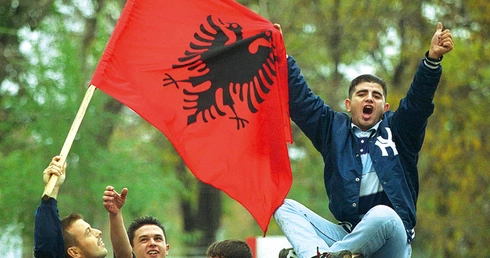 Kontrowersyjna niepodległość